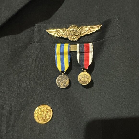 US Navy ROTC Blazer - 40 Short Naval ROTC with Patches, Rank and Badges - Picture 3 of 9